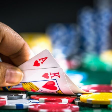 Lær at spille poker med Zynga poker